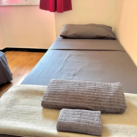 Fiumara Vicino Rds Stadium Appartement Genua