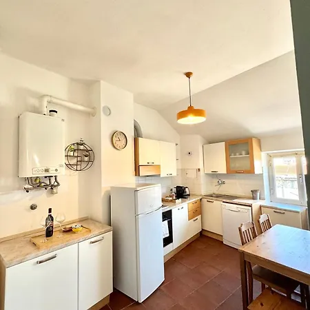 Fiumara Vicino Rds Stadium * ג'נובה