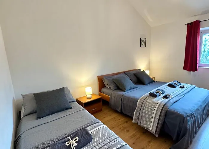 Fiumara Vicino Rds Stadium Apartment Genoa